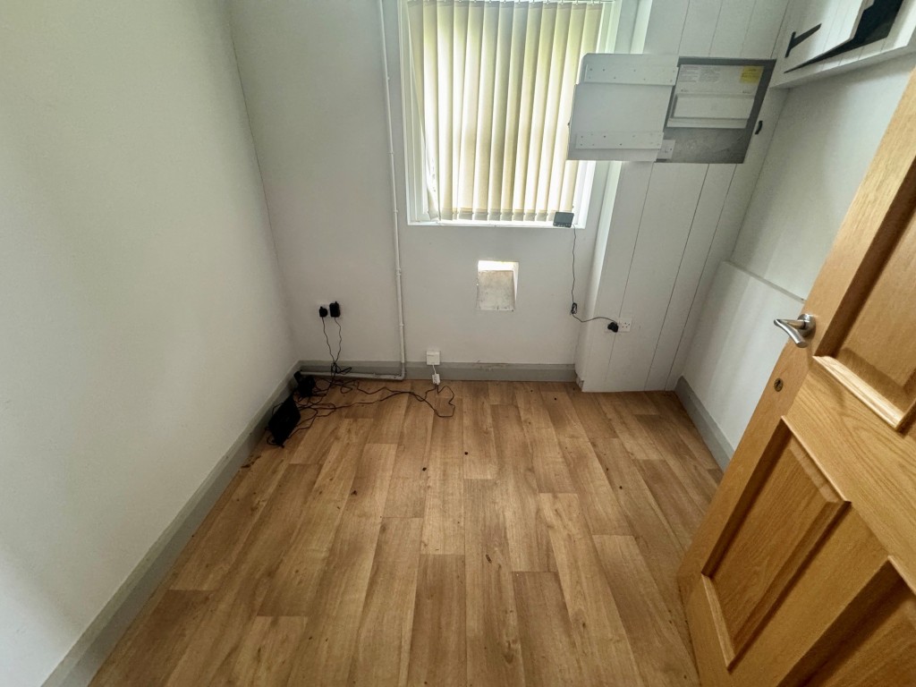 Lot: 98 - ATTRACTIVE CHURCH WITH POTENTIAL - Former Vestry